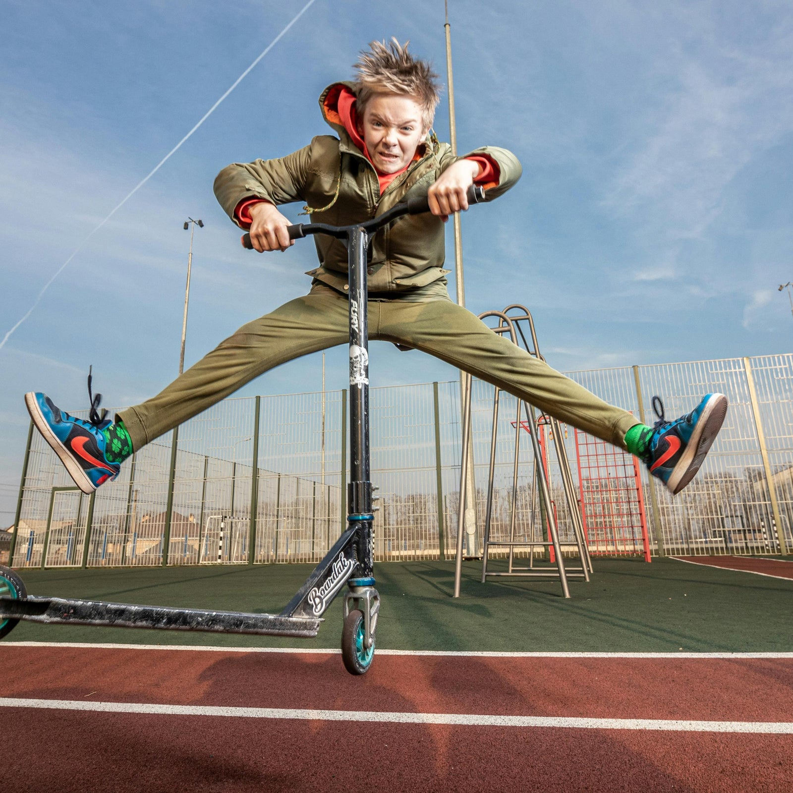 Comment choisir sa première trottinette freestyle ? Guide débutant 2026
