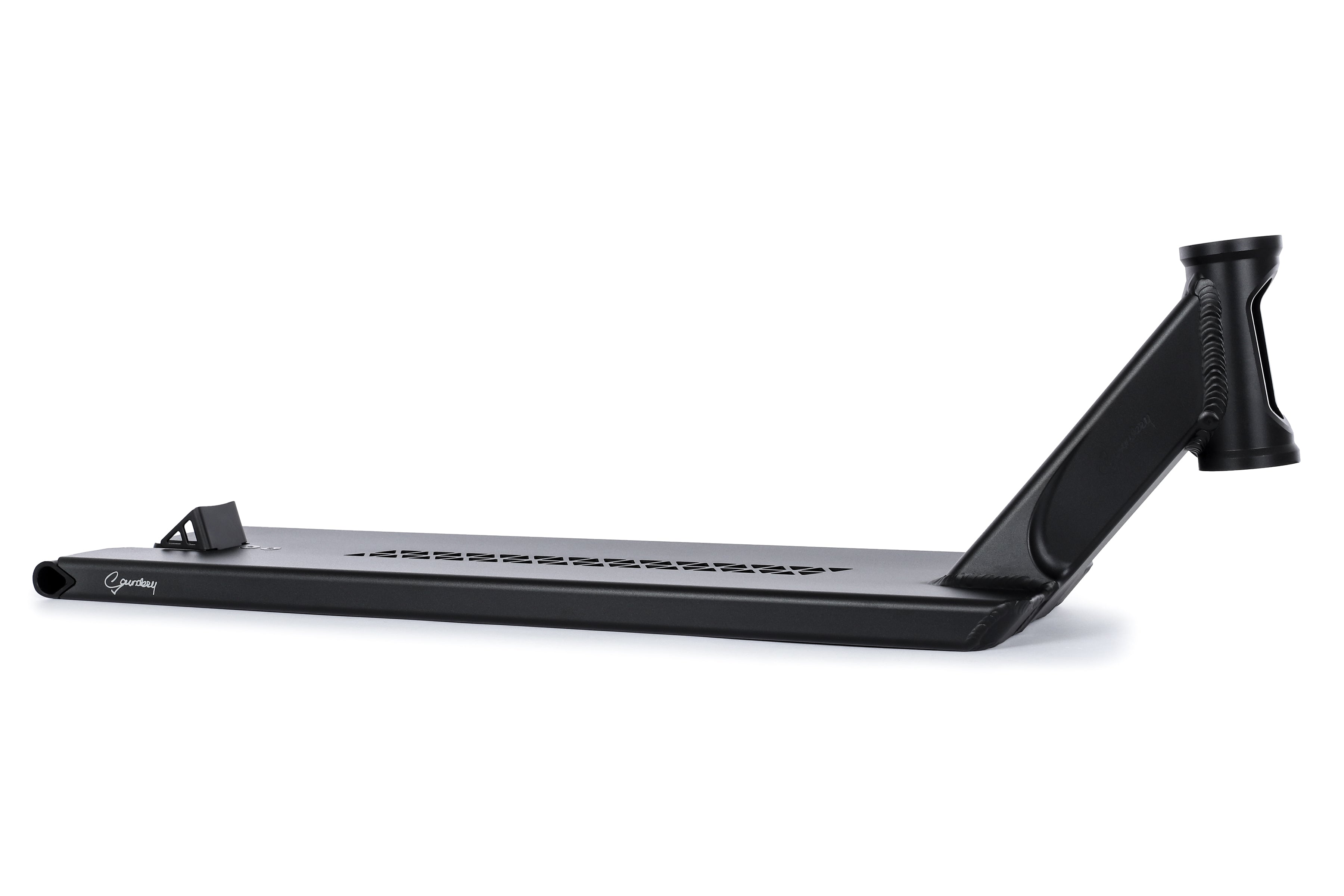 Deck Drone Nexus Kai Saunders Sig