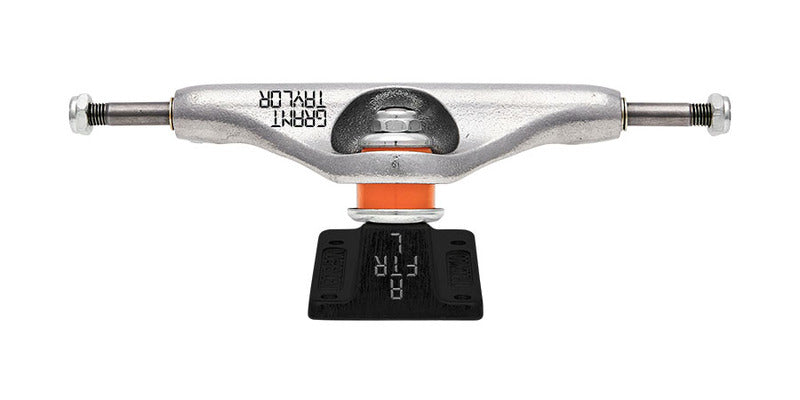 Truck Independent Pro Grant Taylor Hollow 139 Barcode Silver Black