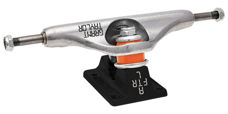 Truck Independent Pro Grant Taylor Hollow 139 Barcode Silver Black